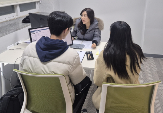 경남도교육청, 정시모집 대비 학생·학부모 맞춤 상담 개최 - 뉴스 썸네일 이미지